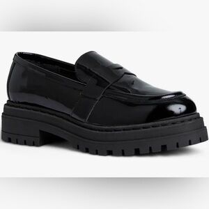 Bruno Magli Penny Loafer 40 IT 10 US Black Sienna NWOT Lug Patent Leather Chunky